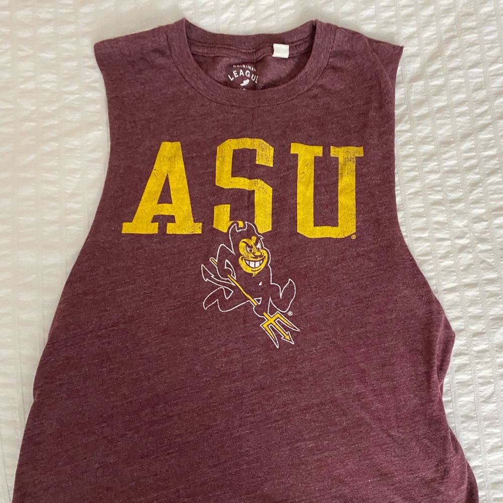 College Tank